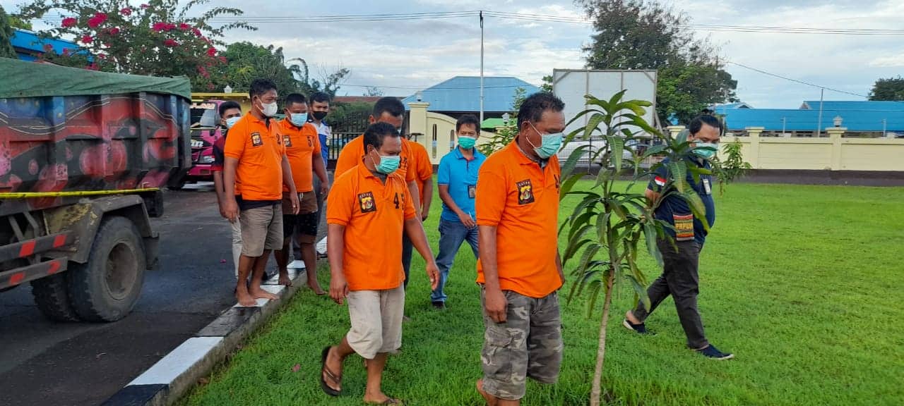 Ilustrasi berita Papua: 7 Terduga Pelaku Penggalian Pasir Illegal Diamankan Polisi