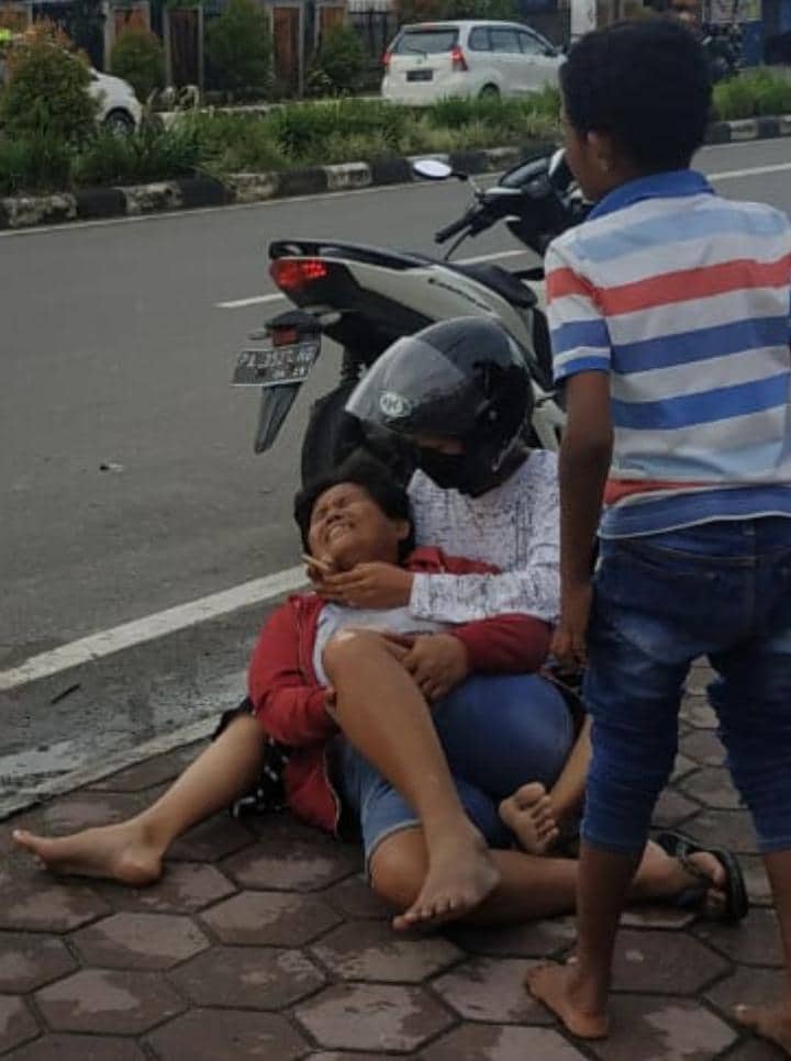 Ilustrasi berita Mimika: Di Hadapan Sopir, Angel Mengaku Salah, Tidak Berkutik Sebab Peristiwa itu Terjadi Depan Polres Mimika