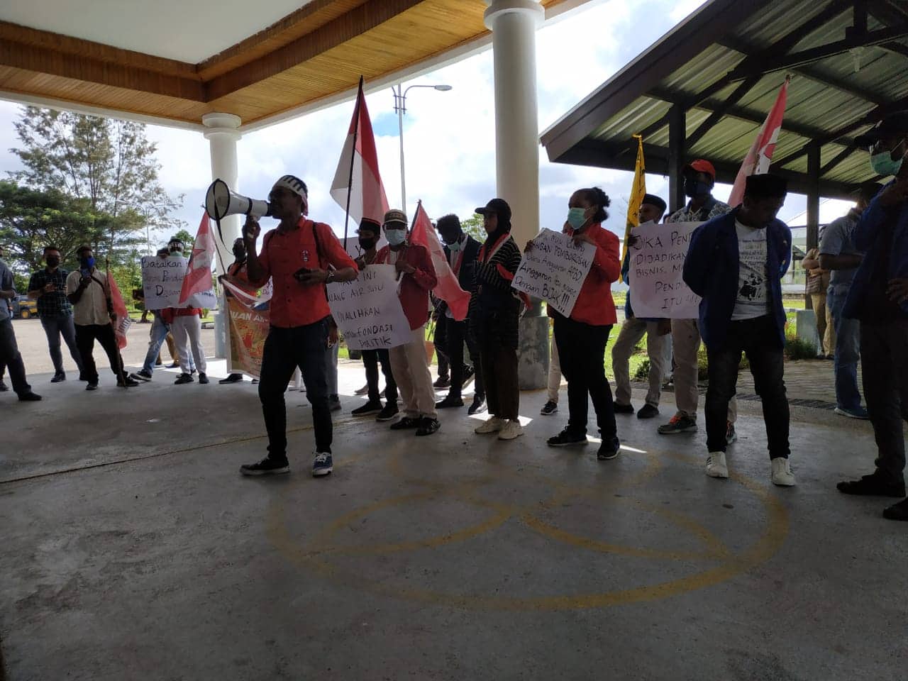 Ilustrasi berita Mimika: Demo Mahasiswa Mimika, Tolak Proyek Gedung Baru Dinas Pendidikan, Ada 4 Poin Tuntutan