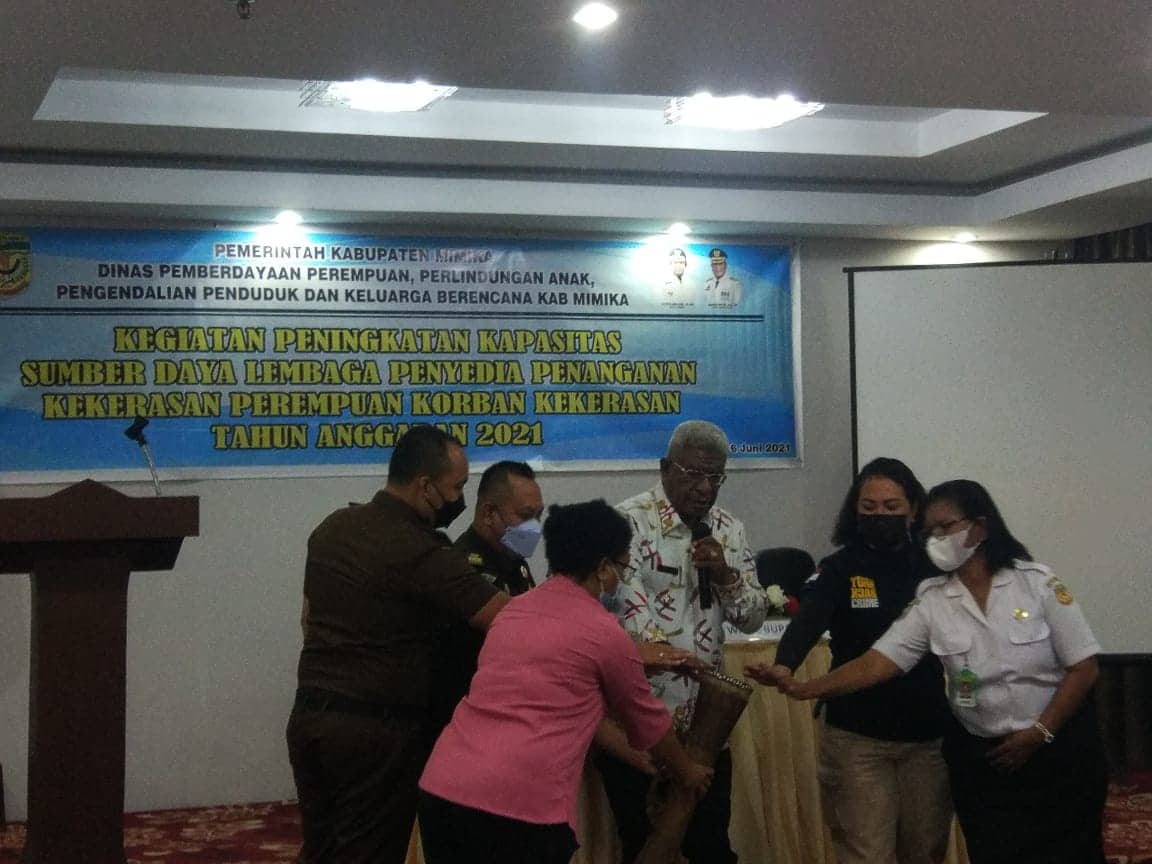 Ilustrasi berita Mimika: Wakil Bupati Mimika Ajak Semua Kalangan Ikut Berantas Kekerasan Terhadap Perempuan dan Anak