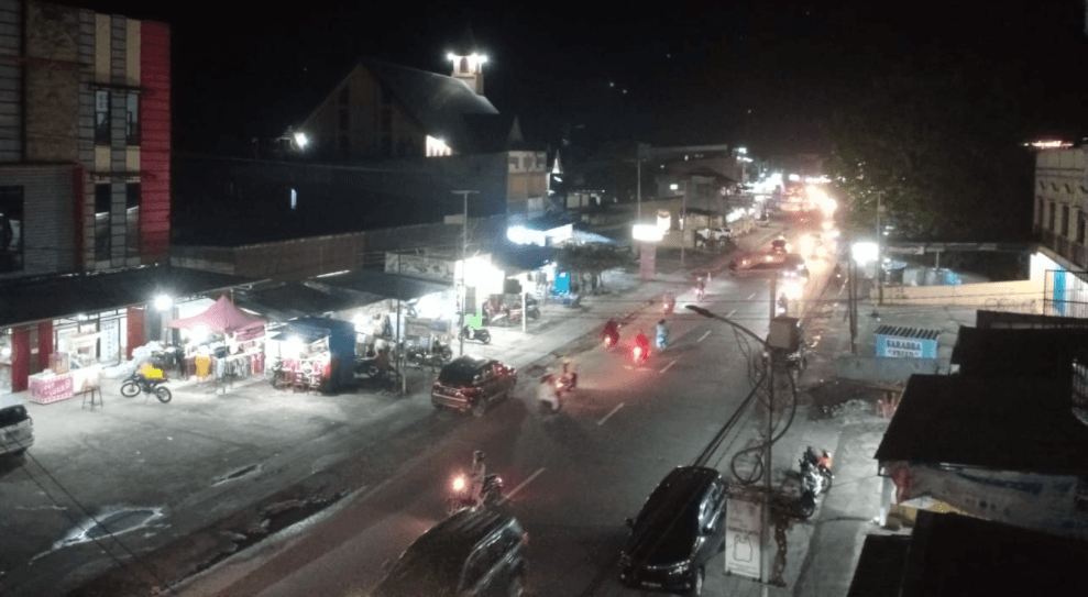 Jalan Budi Utomo Timika malam hari
