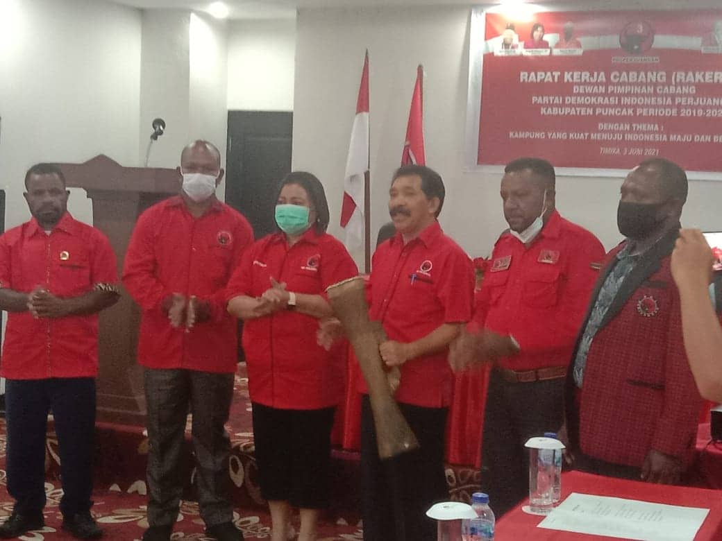 Ilustrasi berita Mimika: Sudah 70 Persen PAC Terbentuk, DPC PDIP Puncak Gelar Rakercab I di Timika, Tekad Siap "Fight"