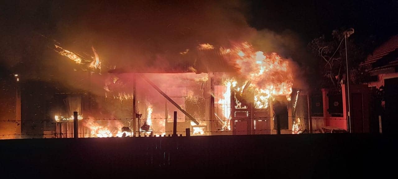 Ilustrasi berita Mimika: Rumah Pengrajin Kulit Buaya di Gang Kanguru Merauke Ludes Terbakar
