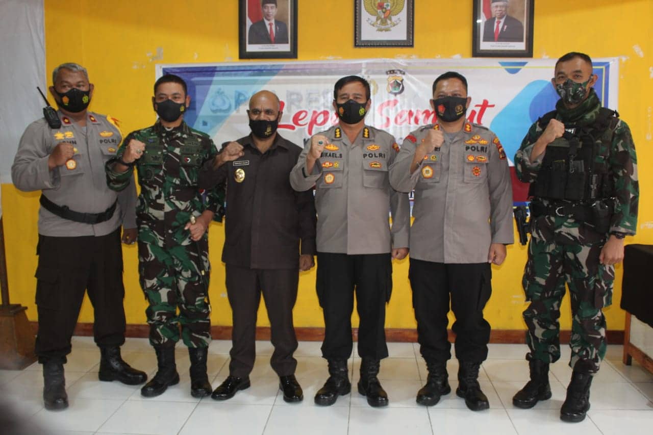Ilustrasi berita Papua: Dianugerahi Kenaikan Pangkat Kombes, Mantan Kapolsek Kuala Kencana yang Jabat Kapolres Puncak Jaya Pindah Tugas