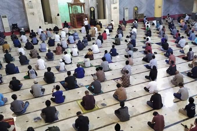 Suasana sholat dimasa pandemi