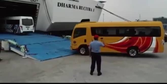 Ilustrasi berita Mimika: Diangkut KMP Dharma Rucitra, 67 Bus PON untuk Klaster Mimika Bertolak dari Tanjung Priok, Tiba di Timika Tanggal…