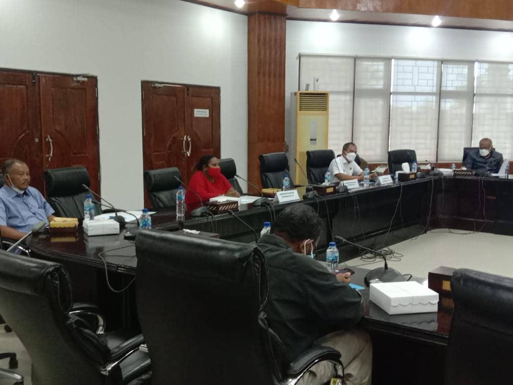Ilustrasi berita Mimika: Dua Pansus Bentukan DPRD Mimika Jadi Persoalan Gara-gara Keterlibatan Ketua Dewan