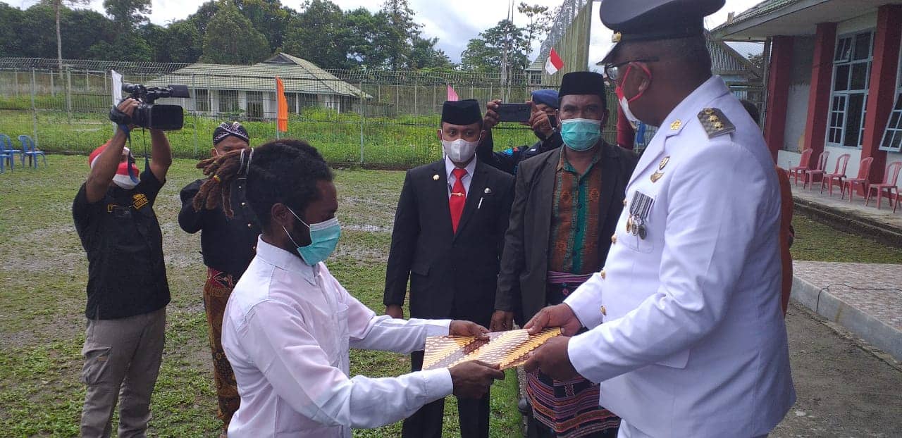 Satu orang napi dapat remisi bebas.