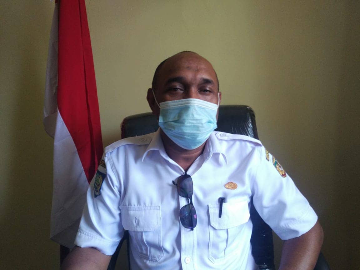 Kepala Distrik Wania Richard N Wakum