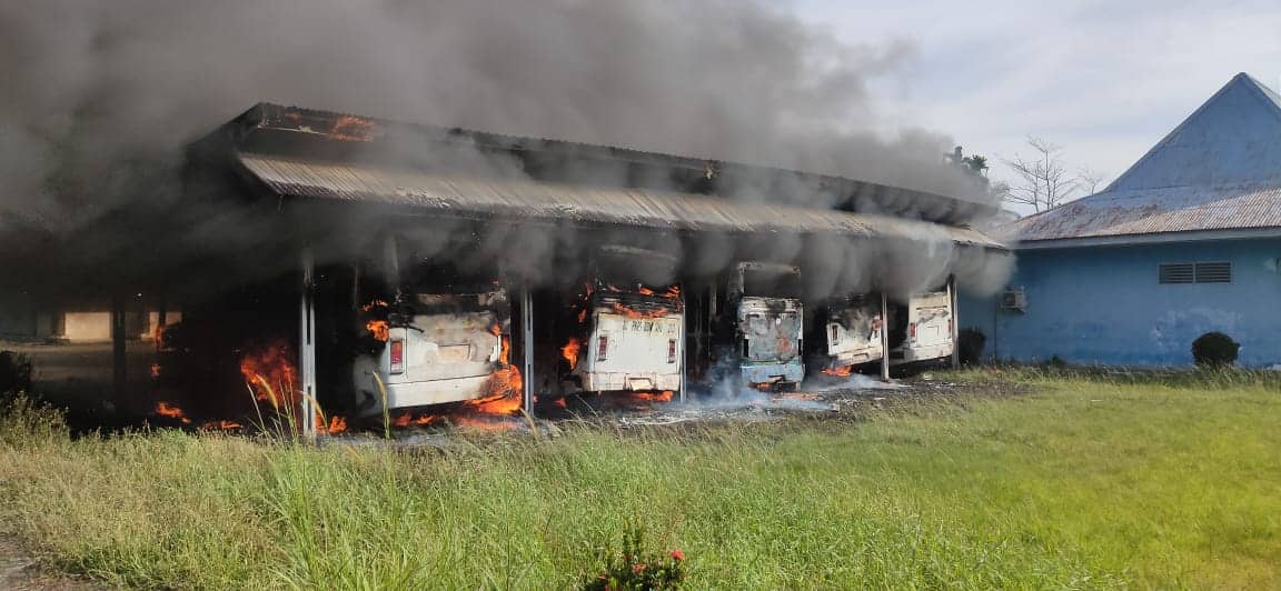 Ilustrasi berita Papua: 5 Unit Armada Angkutan Dishub Nabire Beserta Garasi Terbakar