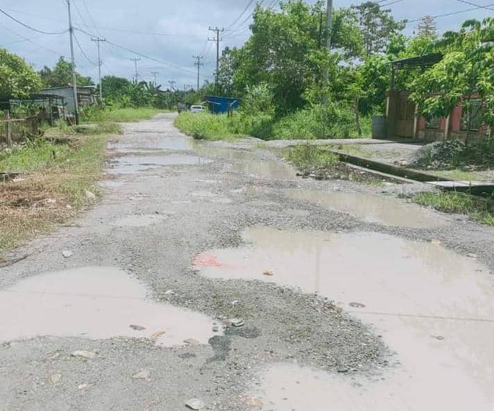 Ilustrasi berita Mimika: Warga Jalan Anggrek Timika "Rindukan" Pengaspalan, Warganet Klaim Ada Oknum yang Menolak, Dinas PUPR Beri Persyaratan