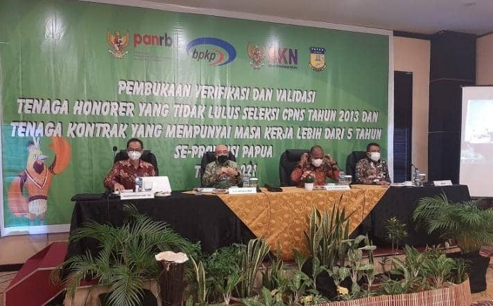 Pembukaan verifikasi dan validasi data tenaga honorer di Papua