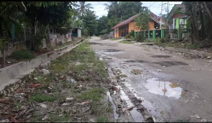 Ilustrasi berita Mimika: Setelah 30 Tahun Tak Tersentuh Pembangunan, Jalan Duku SP2 Timika Jaya Akhirnya Diaspal