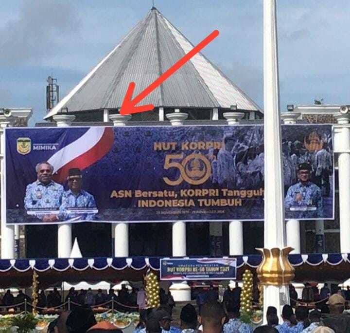 Ilustrasi berita Mimika: Memalukan !!! HUT Korpri ke-50 di Mimika Diwarnai Gambar Baliho Bendera Terbalik, Begini Tanggapan Tokoh Kamoro