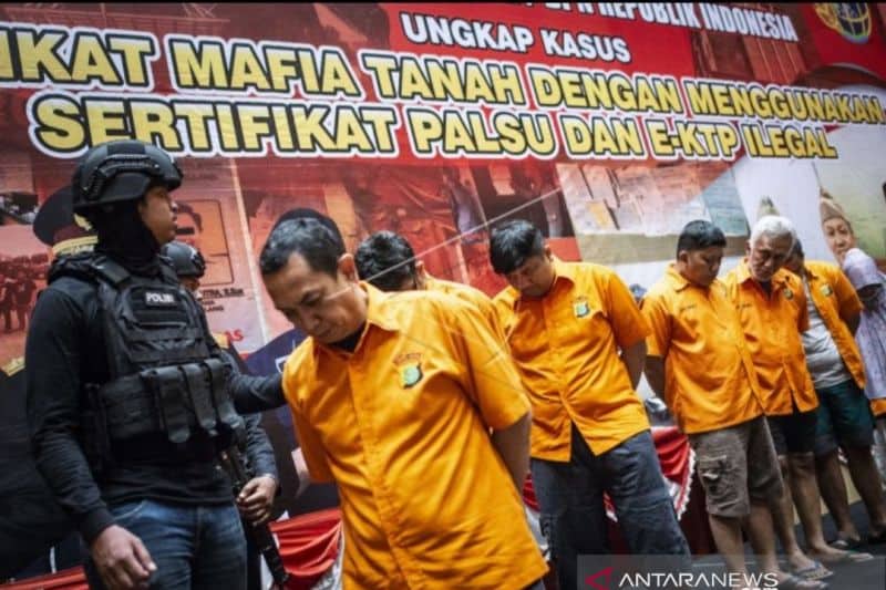 Ilustrasi berita Nasional: Dubes RI Untuk Papua Nugini Laporkan Mafia Tanah ke Bareskrim Polri