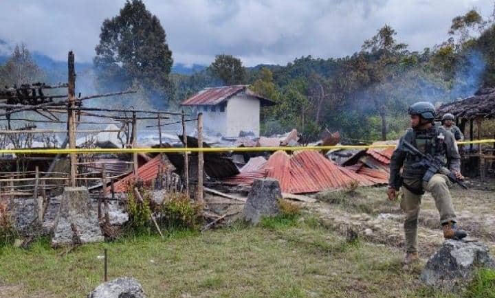 Ilustrasi berita Papua: Breakingnews : Gedung SMA Negeri 1 Oksibil Dibakar OTK, Polisi Endus Upaya Pancingan
