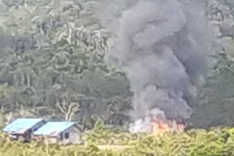 SMP Negeri Serambakom, Pegunungan Bintang Papua yang dibakar KKB