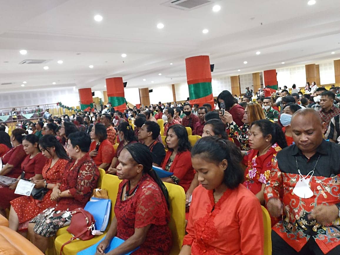 Suasana Natal bersama TP PKK dan GOW Mimika di Gereja Marthin Luther Mile 32