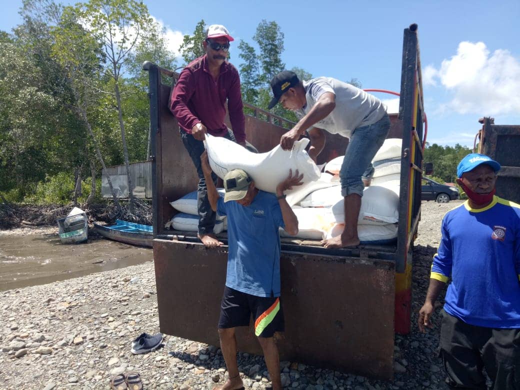 Bantuan 3 ton beras dari Kemensos