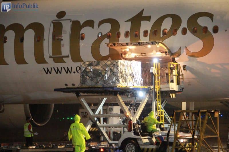 Ilustrasi berita Nasional: 1,8 Juta Vaksin COVID-19 AstraZeneca Kembali Tiba di Tanah Air