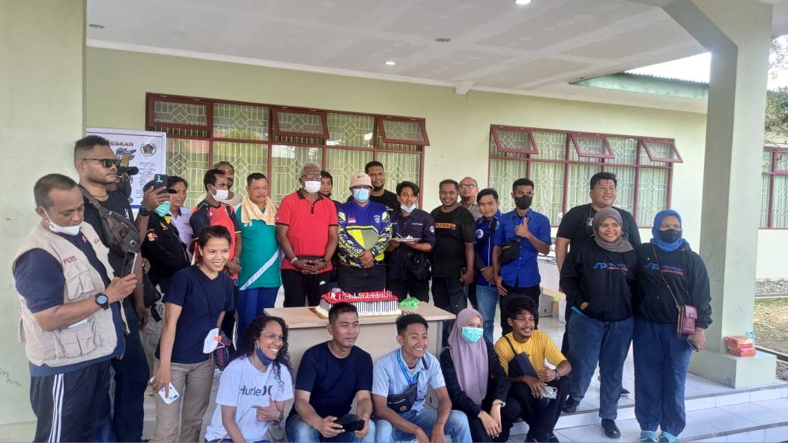 Foto bersama para jurnalis bersama wakil Bupati Mimika