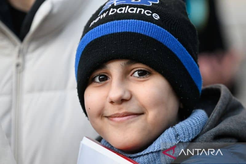 Hassan Alkhalaf, 11 tahun, yang melarikan diri dari Ukraina sendirian untuk menemui saudaranya yang belajar di Slovakia