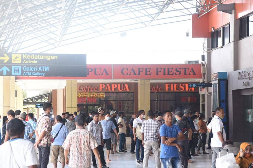 Situasi penumpang di Bandara Sentani
