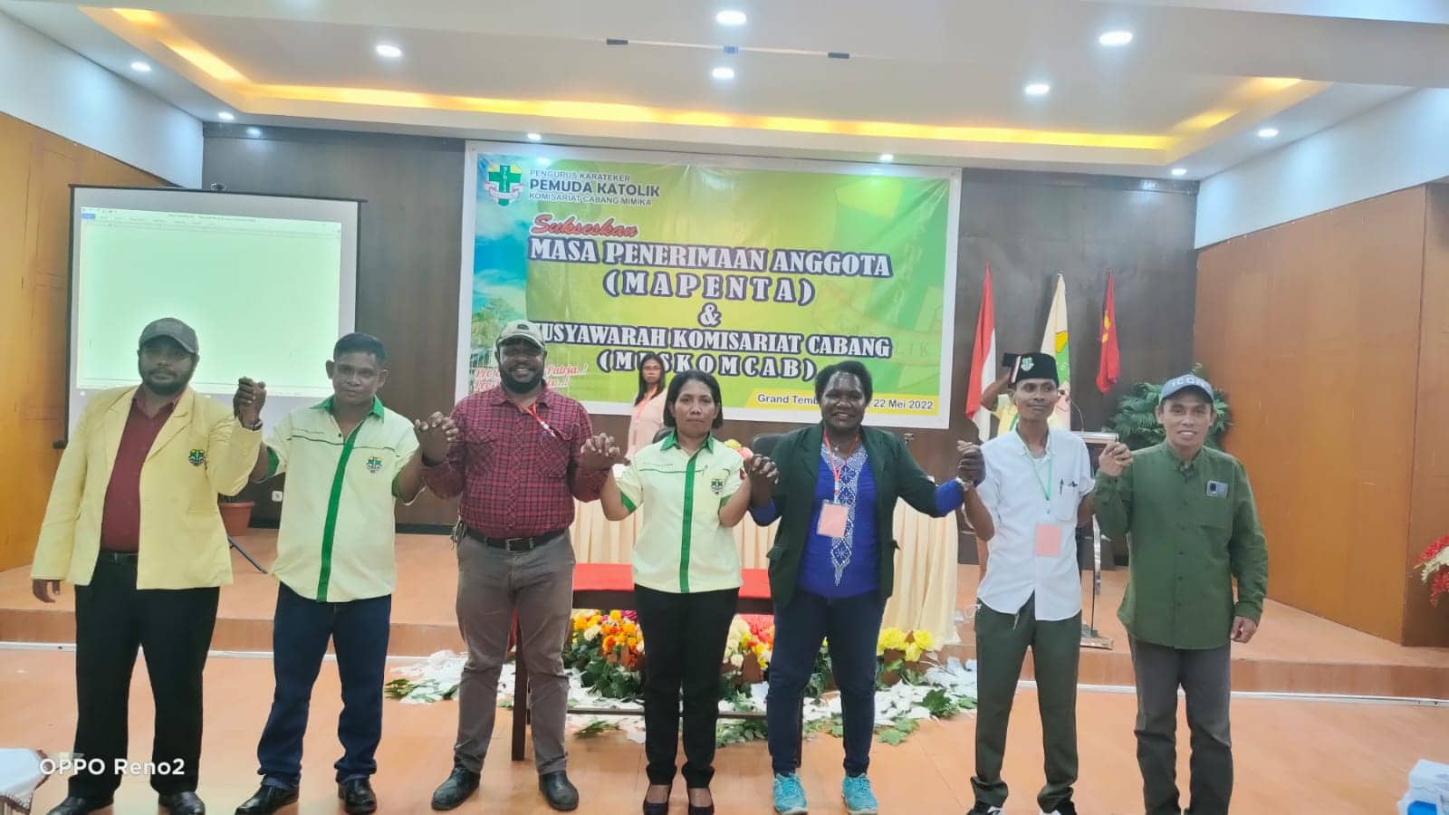 Ilustrasi berita Mimika: Kalahkan 6 Kandidat Lain, Dr Leonardus Tumuka Terpilih Sebagai Ketua OKP Pemuda Katolik Komcab Mimika