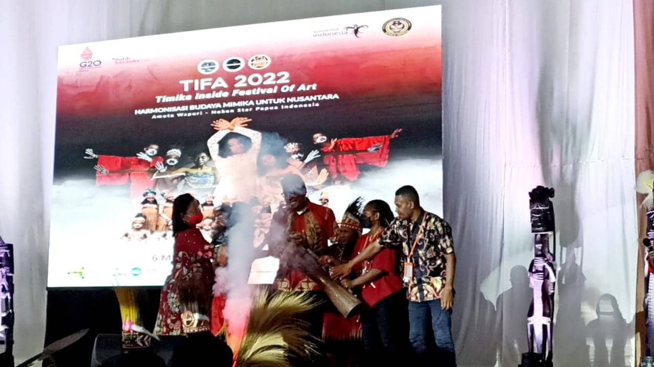 Ilustrasi berita Mimika: Wabup Mimika Buka Event TIFA 2022, Tamu Spesial dari Sanggar Papua Melanesia Manokwari, Jadi Event Tahunan