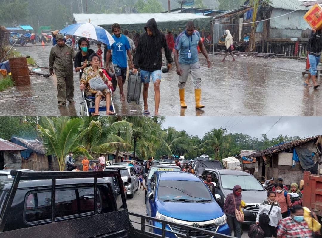Penumpang dan pengantar terpaksa jalan kaki, akses masuk pelabuhan macet total.