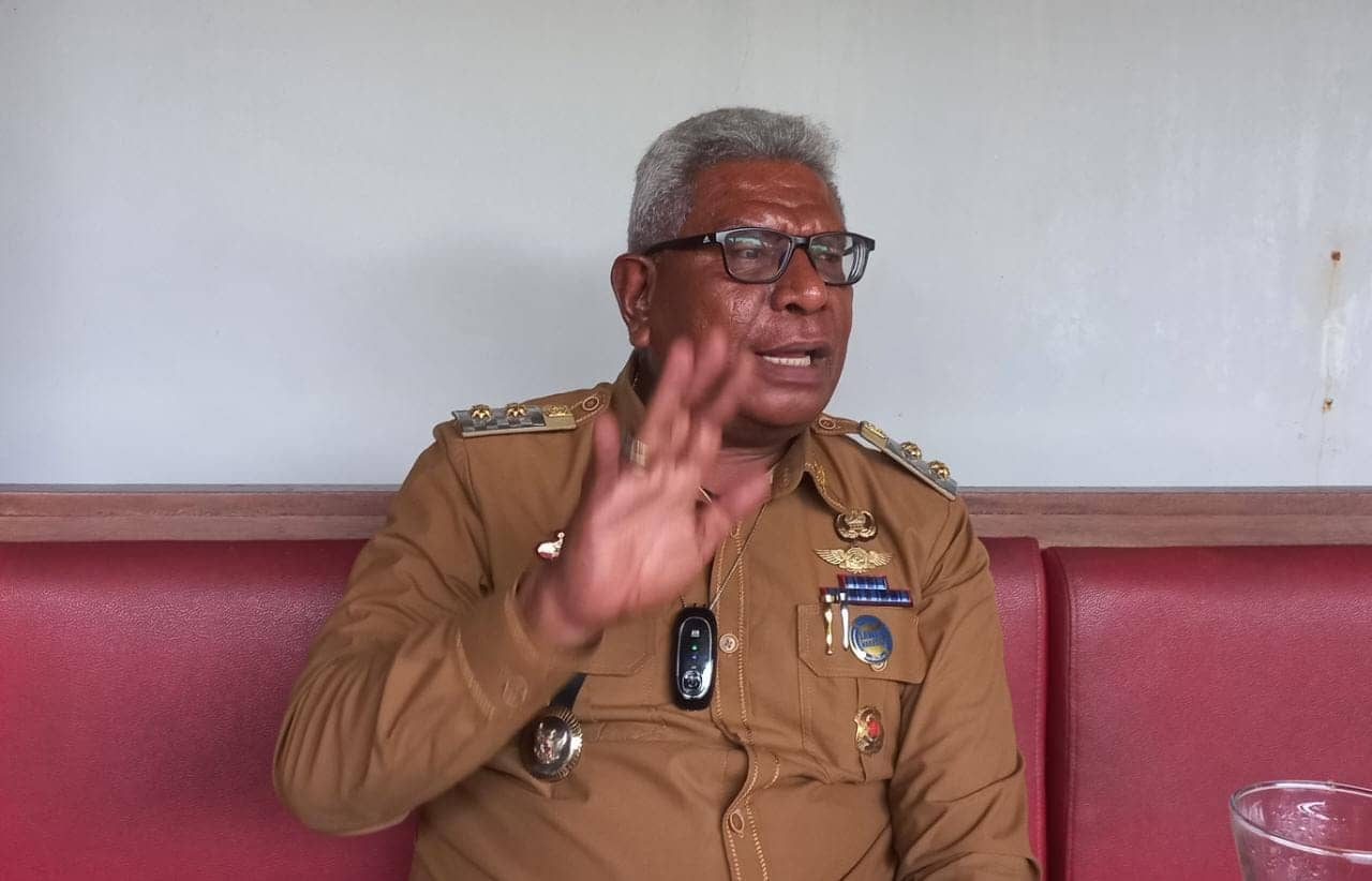 Johannes Rettob Wakil Bupati Mimika