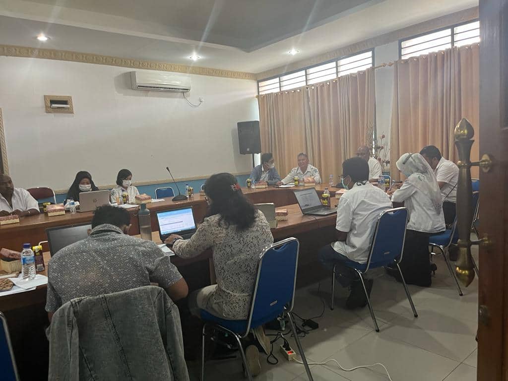 Ilustrasi berita Papua: Belum Distribusi ke Klinik Swasta, Obat Malaria "Biru" Jenis Darplex Kini Kembali Tersedia di Pusat Kesehatan