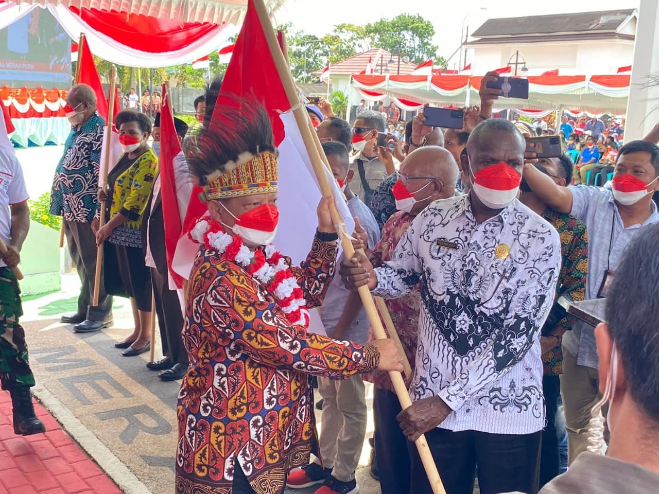 Ilustrasi berita Papua: Mendagri Canangkan Gerakan Pembagian 10 Juta Bendera Merah Putih di Kabupaten Merauke