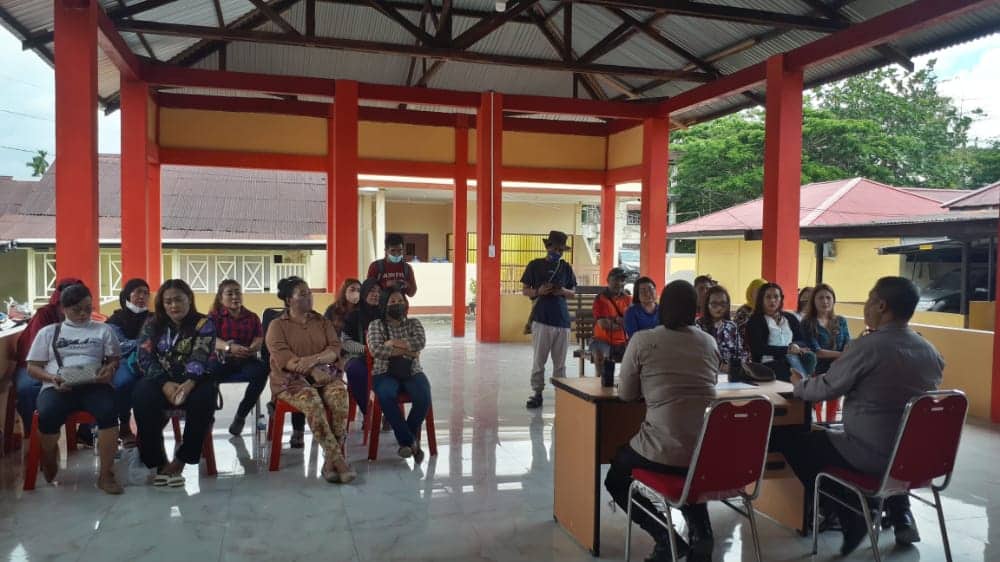 Ilustrasi berita Mimika: Pemilik Panti Pijat dan Timung di Timika Dikumpulkan di Polisi, Ini Masalahnya…