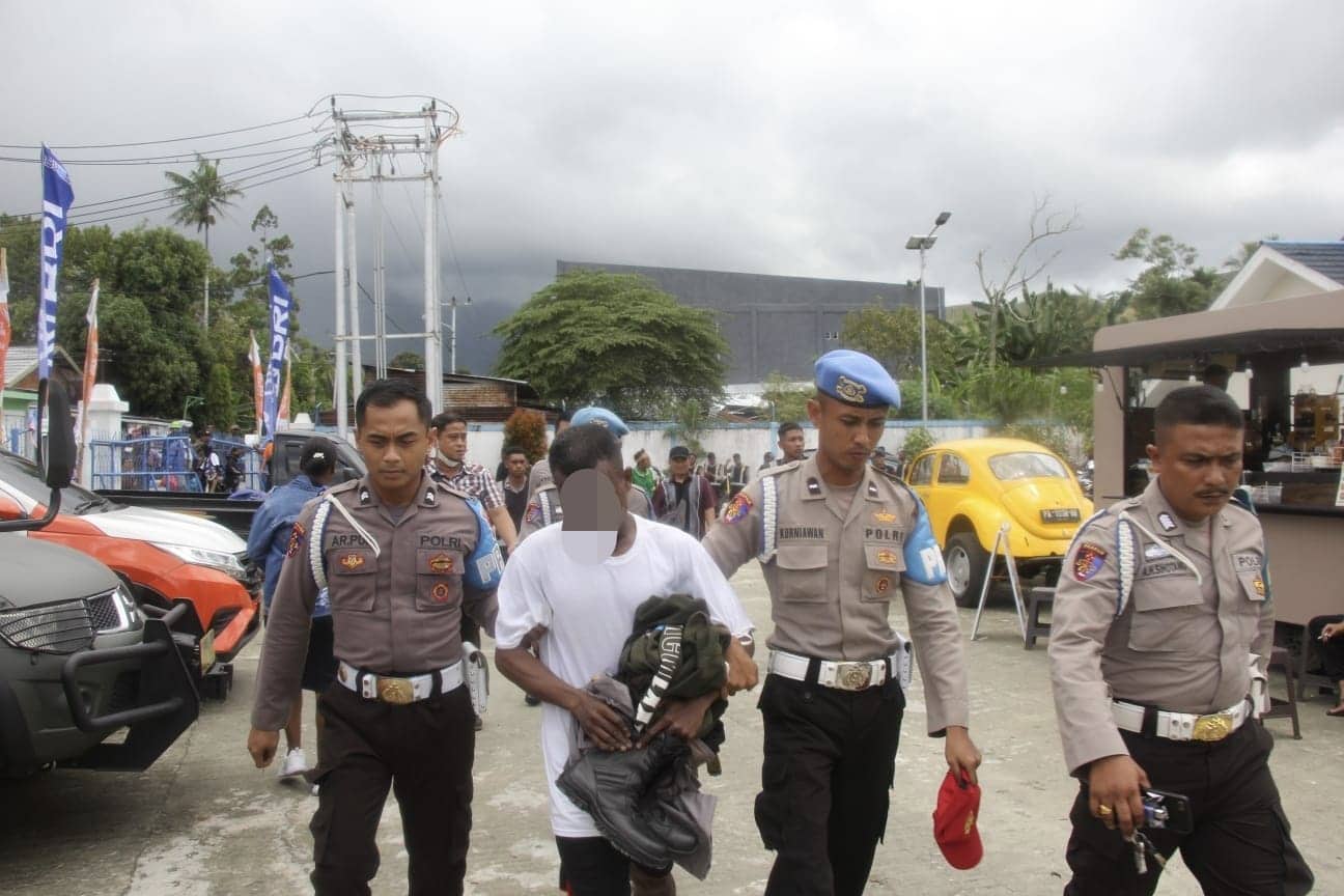 Ilustrasi berita Papua: Pede Hadiri Pembukaan Kongres Masyarakat Adat Nusantara, Polisi Gadungan Berpangkat Ipda Ditangkap, Kapolres: Empat Kali Gagal Tes Polisi
