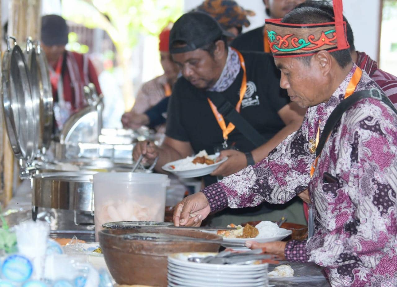 Ilustrasi berita Papua: Peserta KMAN VI Minta Masyarakat Adat Jaga Hutan Sagu
