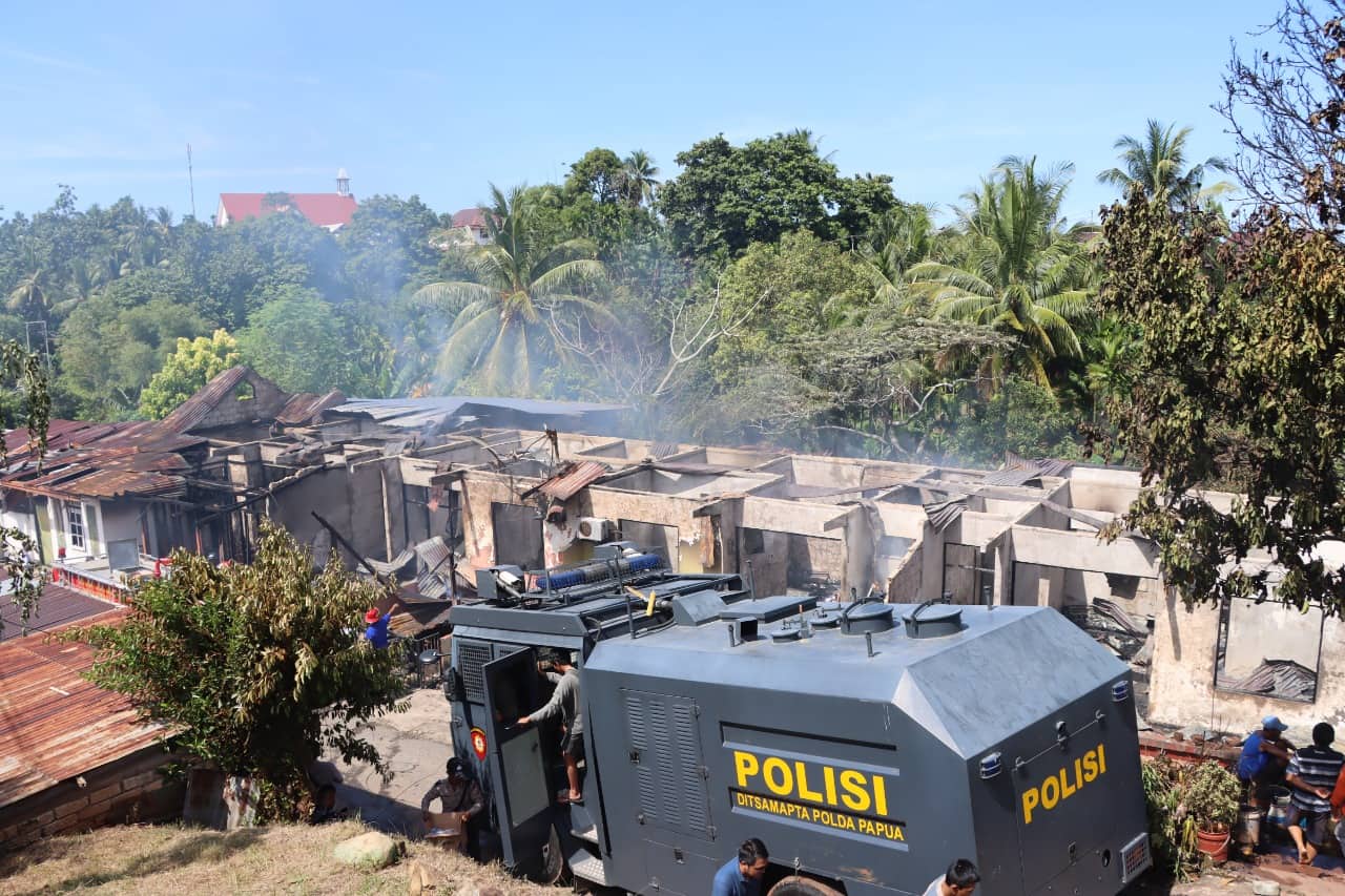 Ilustrasi berita Papua: 6 Unit Rumah Dinas Polisi di Jayapura Terbakar, Kerugian Materil Sekitar Rp 500 Juta