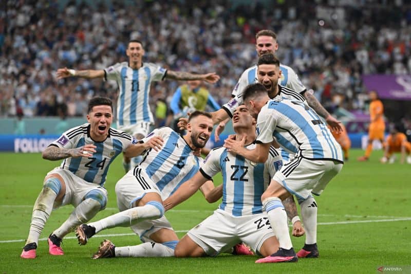 Ilustrasi berita BERITA UTAMA: Argentina ke Semifinal Setelah Kalahkan Belanda Melalui Adu Penalti