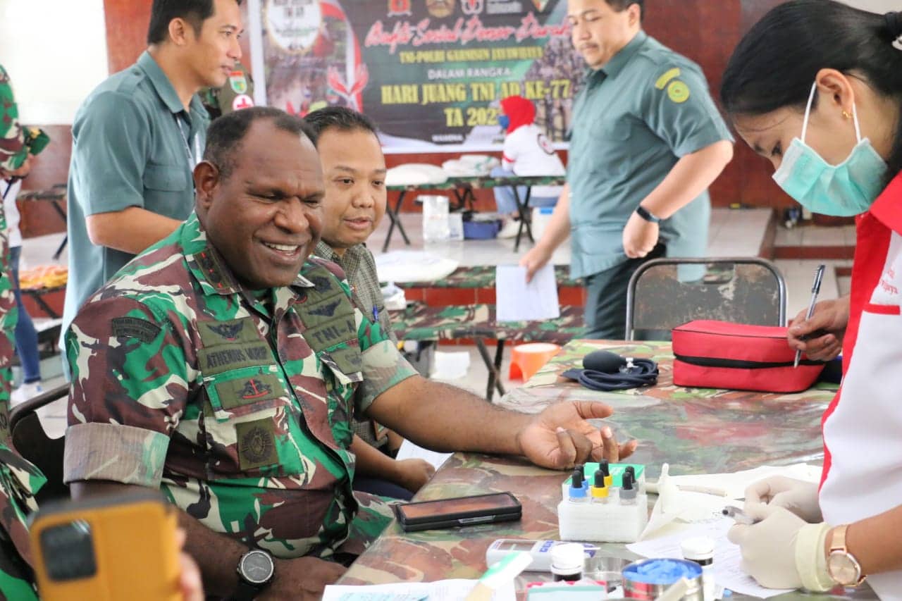 Ilustrasi berita Papua: Sambut Hari Juang TNI AD, Kodim 1702 Jayawijaya Sumbang 90 Kantong Darah