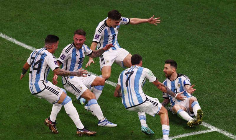 Ilustrasi berita BERITA UTAMA: Argentina Juara Piala Dunia Setelah Kalahkan Prancis Lewat Adu Penalti