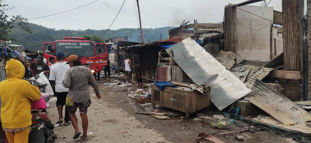 Ilustrasi berita Papua: Kerugian Rp 12 Miliar, Sebanyak 173 Kios dan Lapak Jualan Hangus Terbakar di Pasar Youtefa