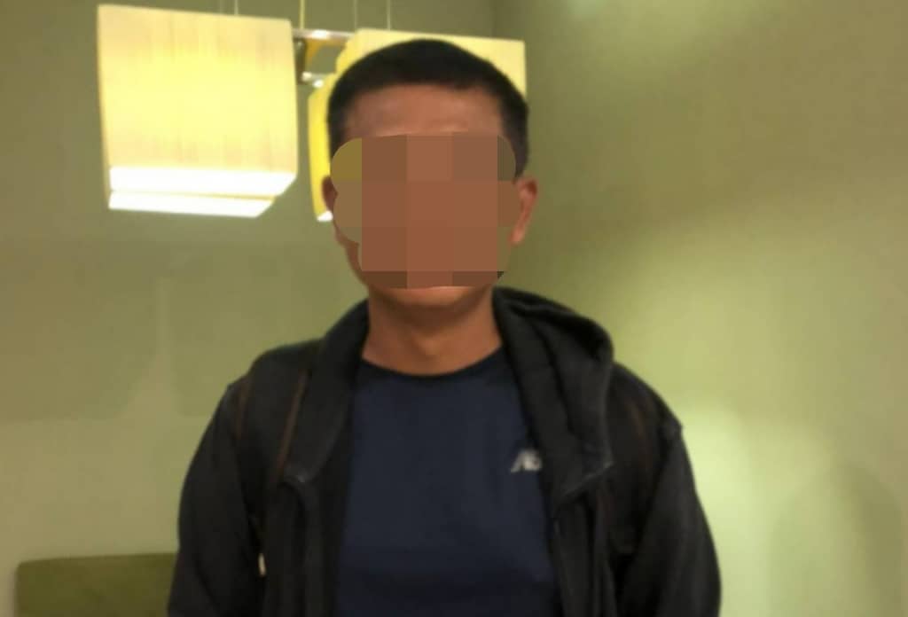 Ilustrasi berita Nasional: Mantan Dirpolair Polda Papua Ditangkap Polisi Saat Asyik "Nyabu" Dengan Wanita di Kamar Hotel