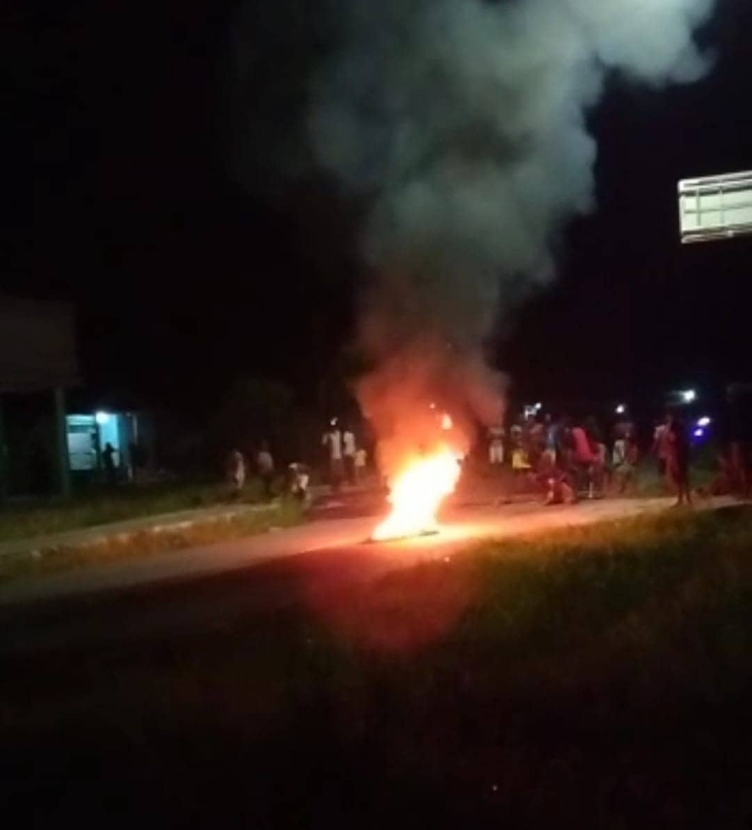 Ilustrasi berita Mimika: Polisi Sudah Kendalikan Kericuhan di Mapurujaya, Ini Penjelasan Terkait Penyebab Warga Serang Polsek Mimika Timur