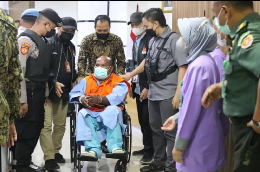 Ilustrasi berita Papua: Telusuri Aset Gubernur Enembe, KPK Geledah Rumah di Depok, Boy Dawir Berikan Kesaksian di Gedung Merah Putih