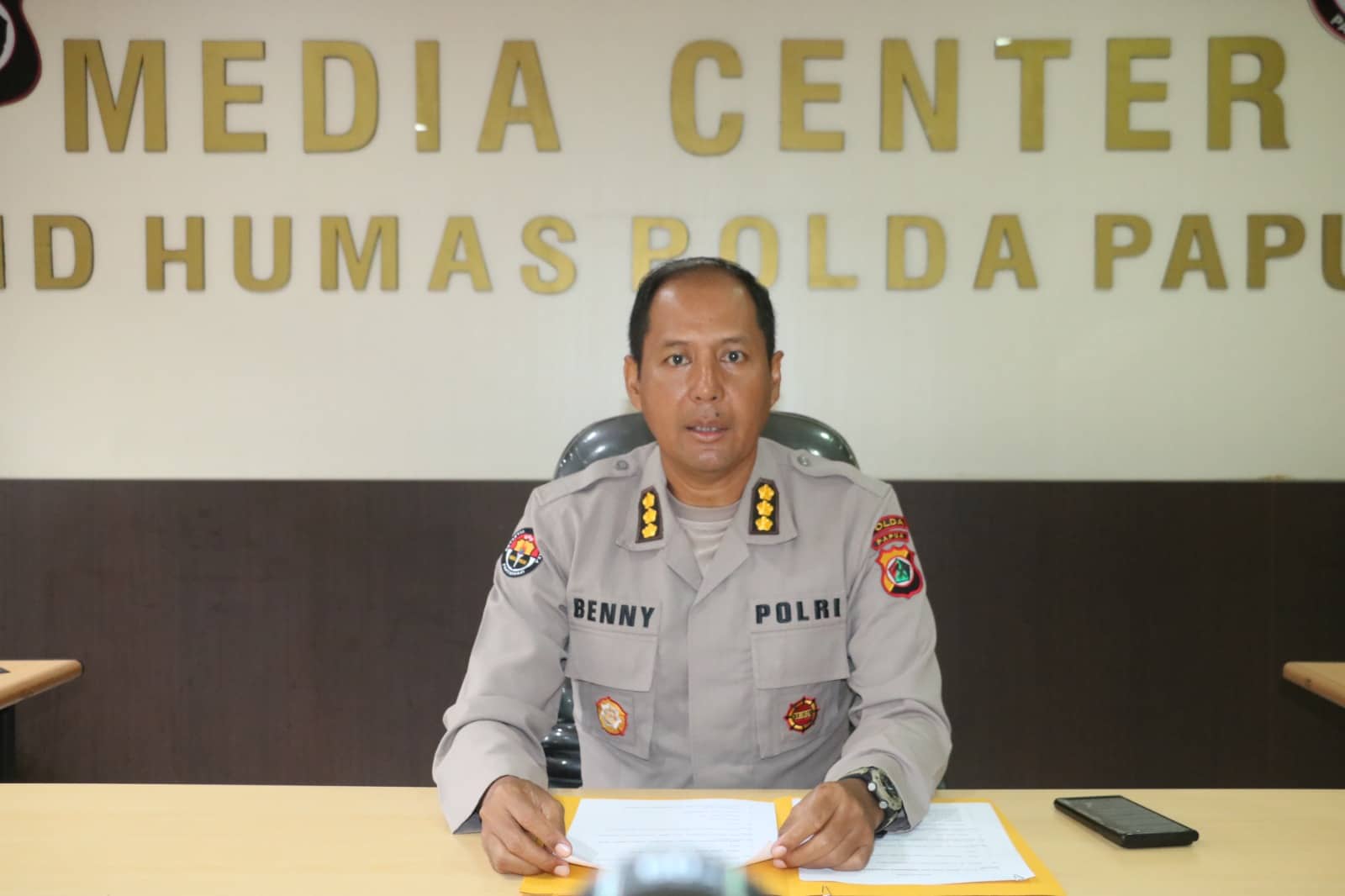 Ilustrasi berita BERITA UTAMA: Dua Maskapai "Enggan" Terbangi Yahukimo, Aparat Gabungan TNI/Polri Tingkatkan Pengamanan di Bandara Nop Goliath Dekai