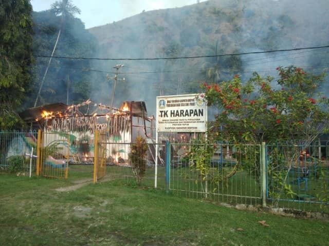 Ilustrasi berita JAYAPURA: Bangunan Sekolah dan Rumah Penjaga TK Harapan Sentani Dilahap Si Jago Merah