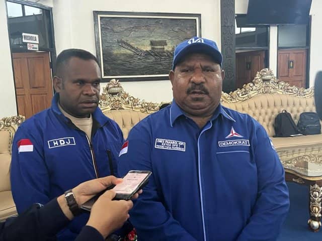 Ilustrasi berita Papua: Ones Pahabol: Partai Demokrat Wilayah Papua Pegunungan Siap Menangkan Pemilu 2024