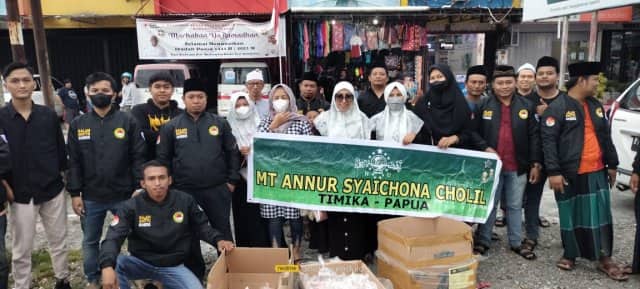 Ilustrasi berita Mimika: Majlis Ta'lim Annur Syaikhona Cholil Mimika Berbagi Takjil
