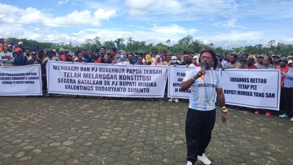 Ilustrasi berita Mimika: Tolak Pj Bupati Mimika, Massa Sampaikan 8 Tuntutan, Ketua Lemasko: Jangan Jadi Antek Kepentingan Kelompok