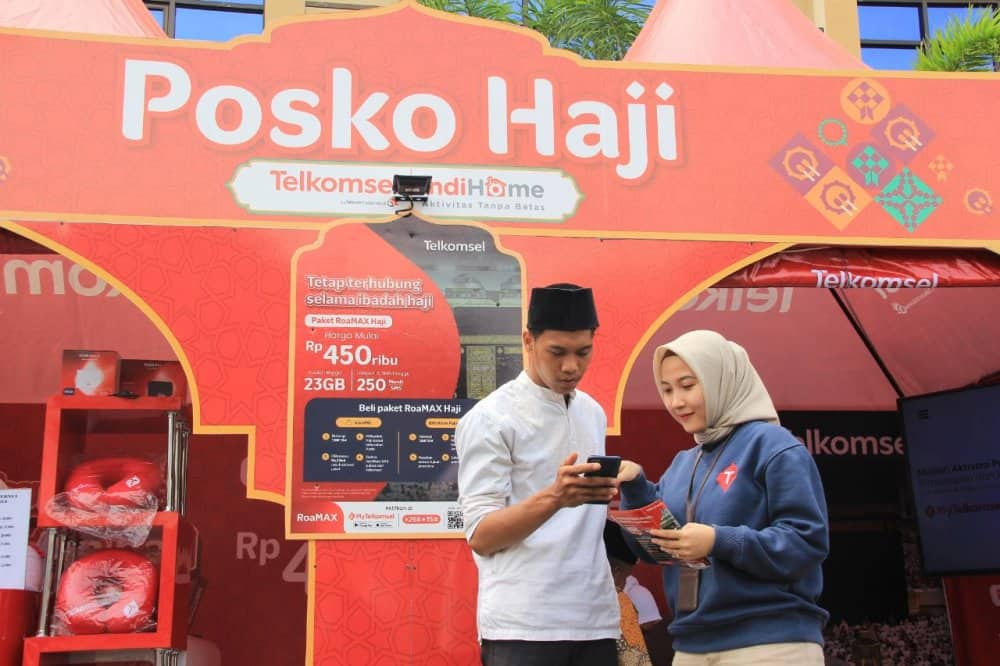 Ilustrasi berita Nasional: Telkomsel Hadirkan Paket RoaMAX Haji serta Operasikan GraPARI Makkah dan Posko Layanan Haji di Arab Saudi